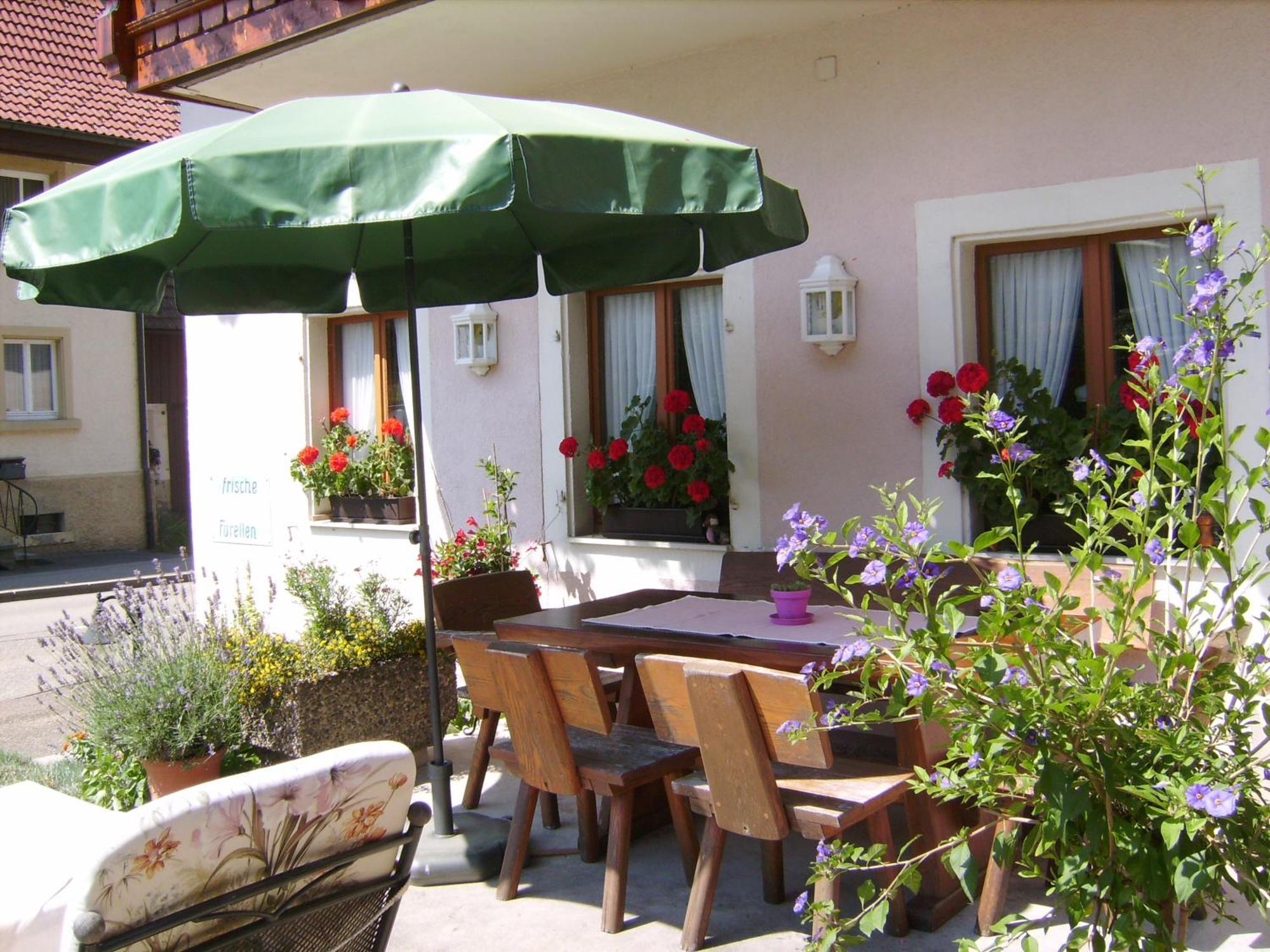 Gasthaus Zur Erle Simonswald Exterior foto