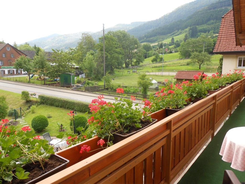 Gasthaus Zur Erle Simonswald Habitación foto